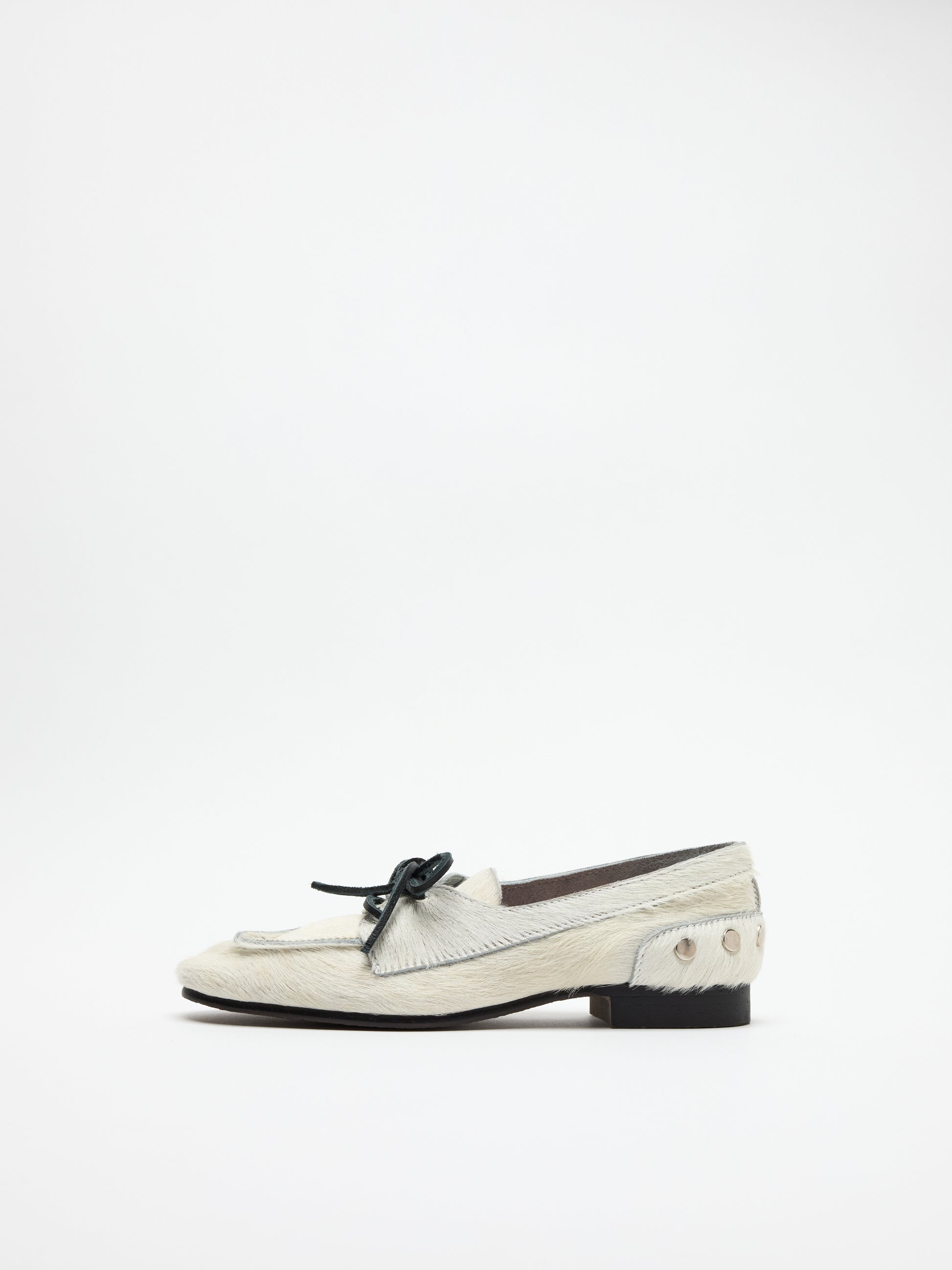 MOKA | White – LACADE