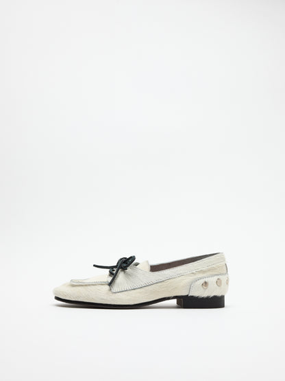 MOKA | White