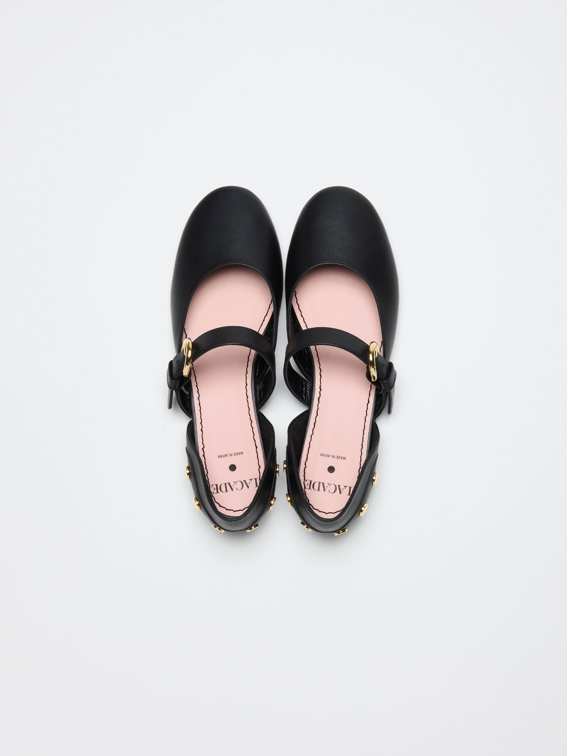MISAKI | Black – LACADE