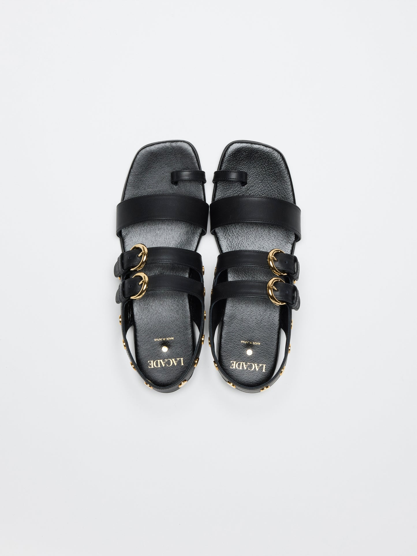 NAO | Black